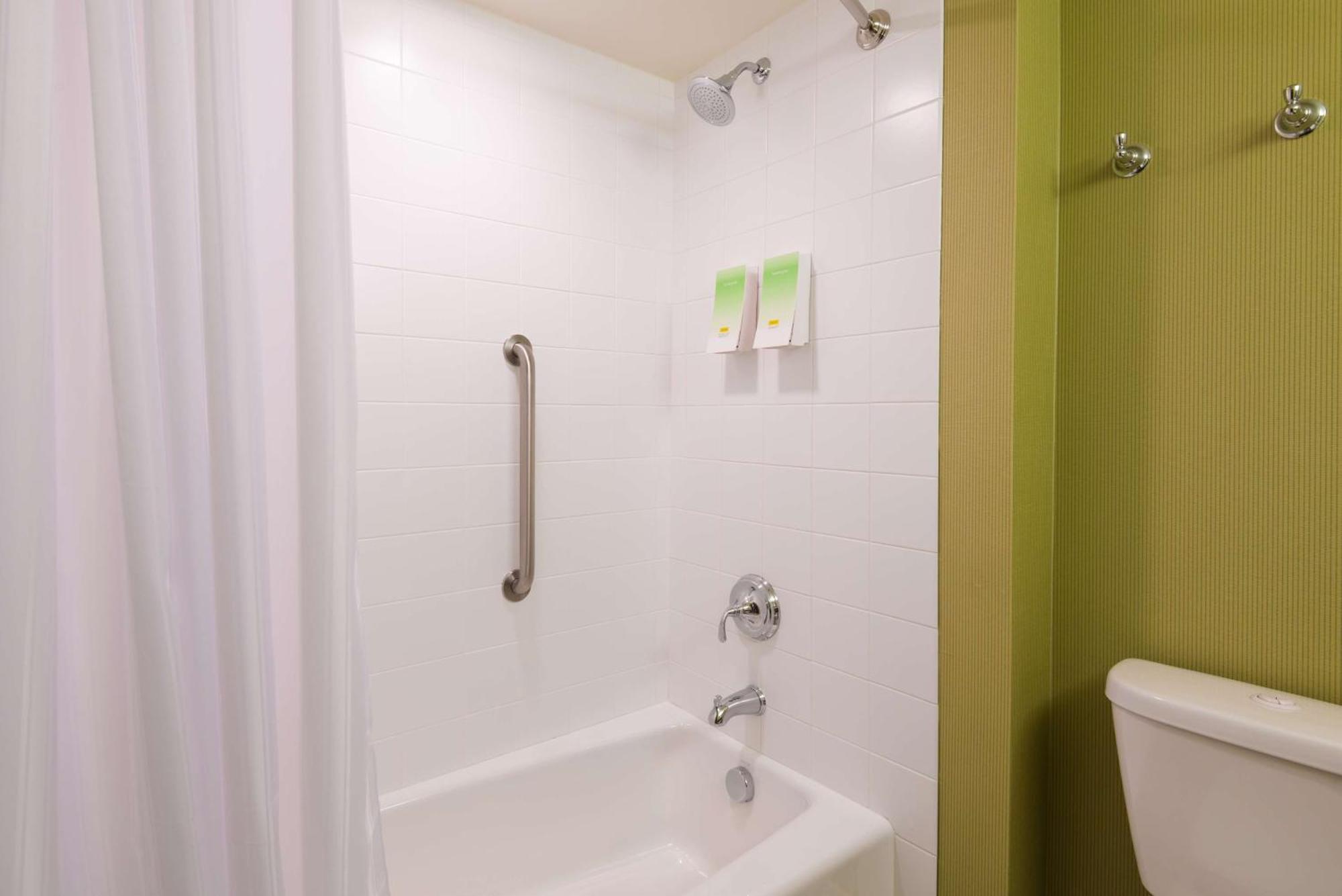 צ'יקטווואגה Home2 Suites By Hilton Buffalo Airport/ Galleria Mall מראה חיצוני תמונה