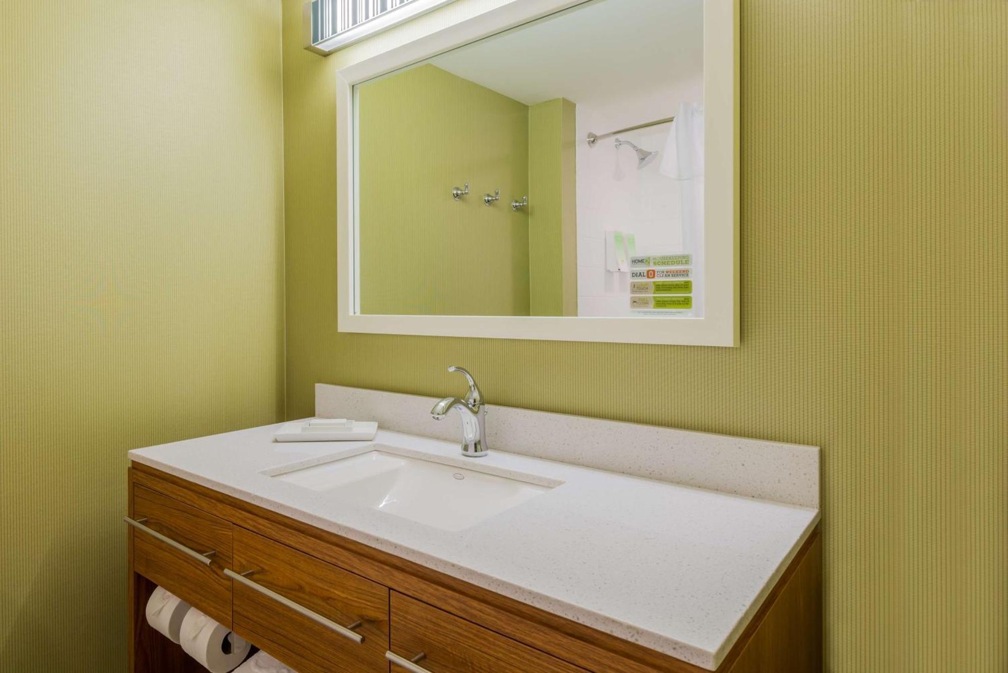 צ'יקטווואגה Home2 Suites By Hilton Buffalo Airport/ Galleria Mall מראה חיצוני תמונה