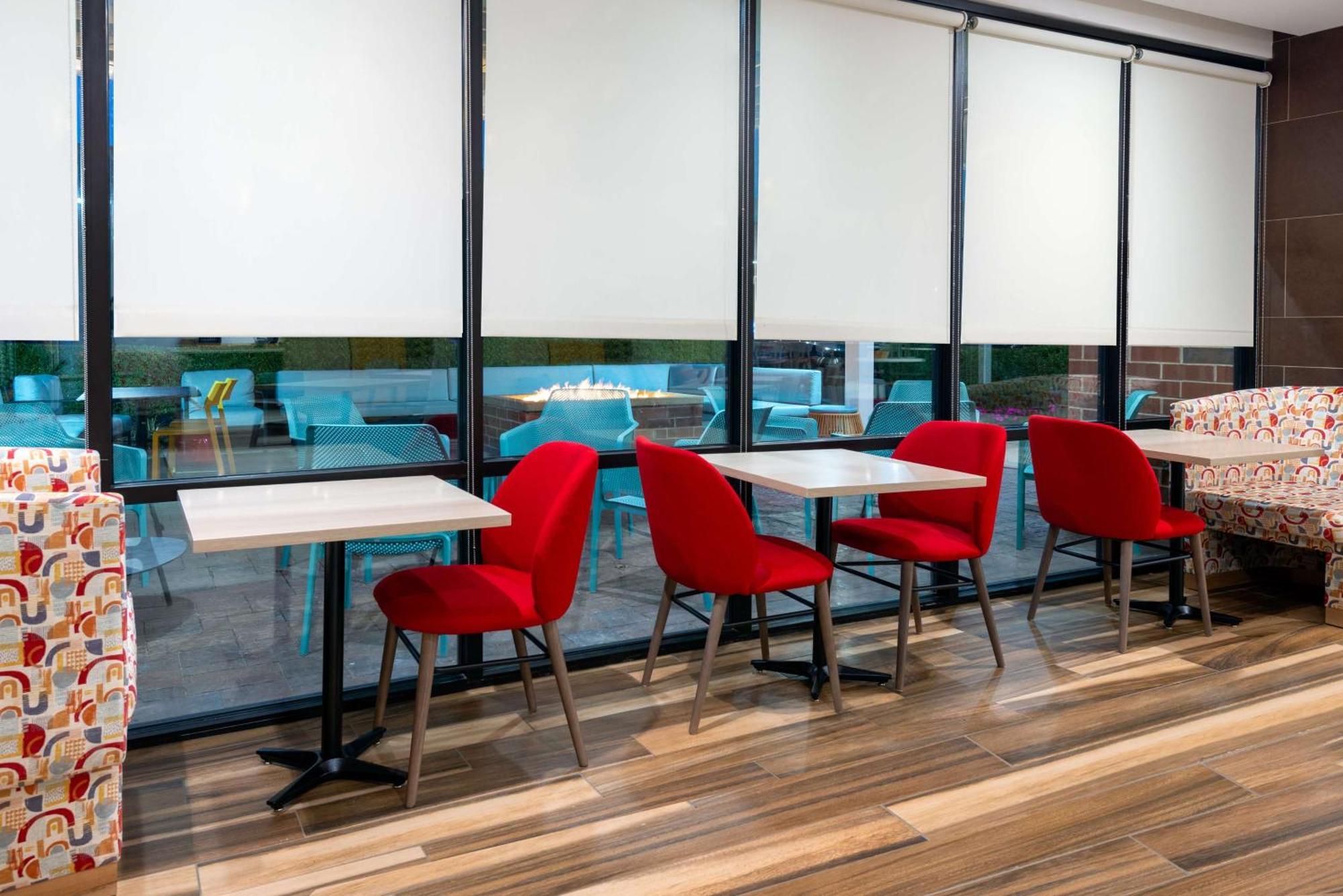 צ'יקטווואגה Home2 Suites By Hilton Buffalo Airport/ Galleria Mall מראה חיצוני תמונה
